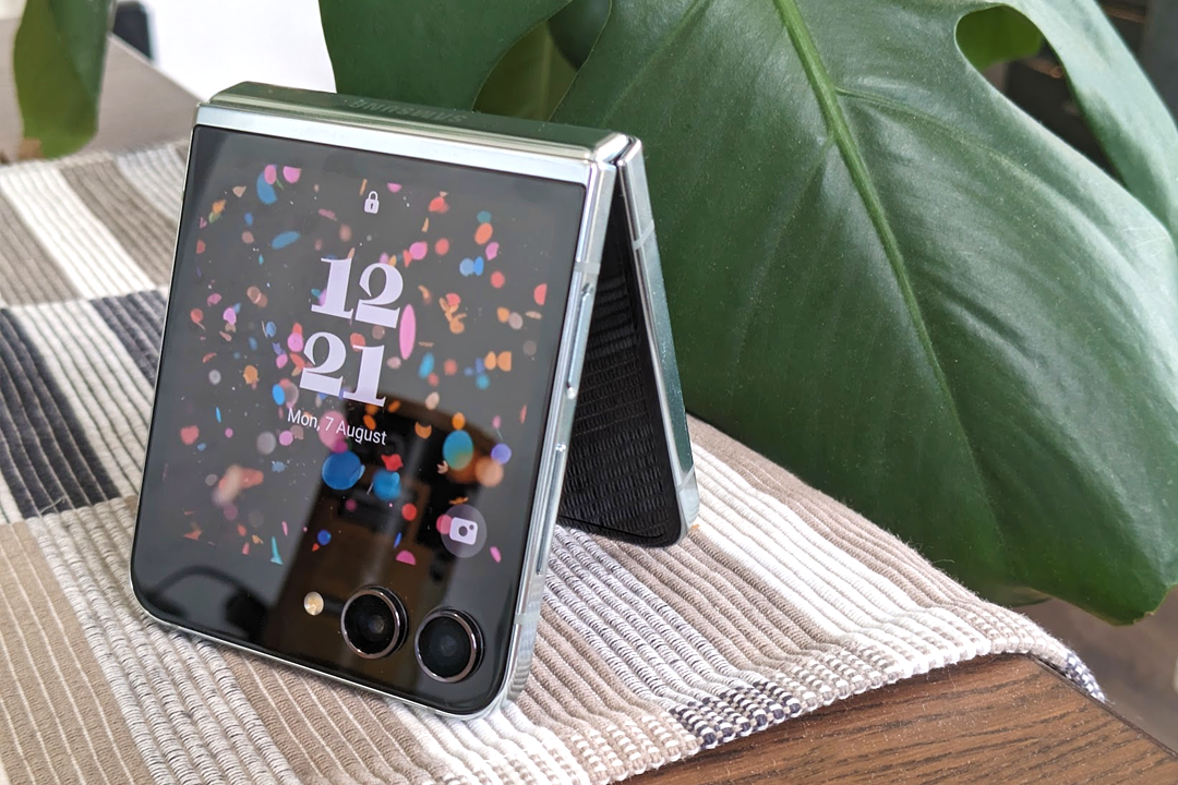 Samsung Galaxy Z Flip 5 review The best folding phone of 2023 bsc